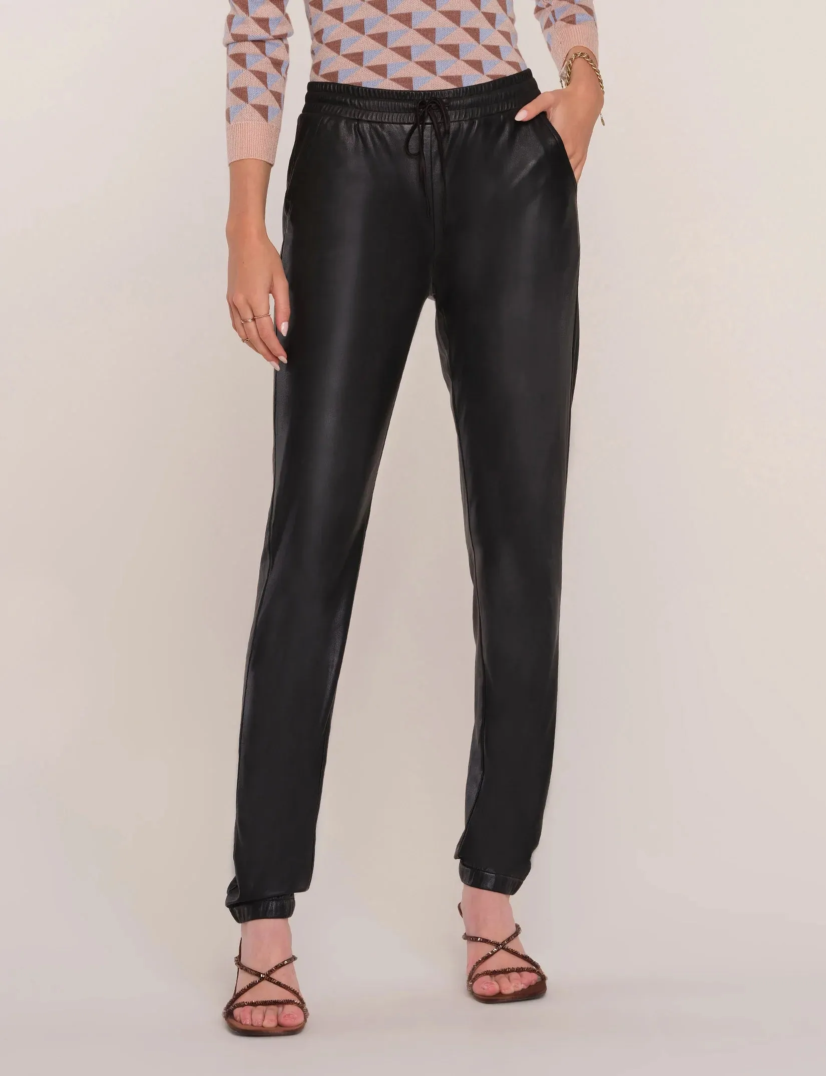 Heartloom - Cruz Jogger